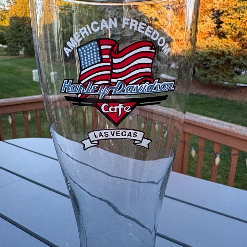 Vintage Harley-Davidson Vegas & Hard Rock Cafe Vegas Hurricane Beer Glass - Picture 10 of 16